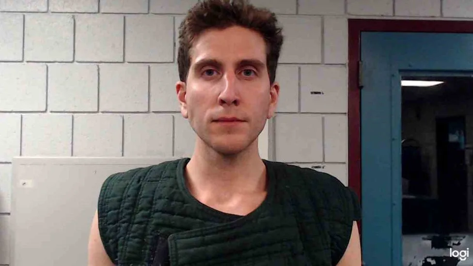 Acusado de matar a 4 universitarios busca acuerdo