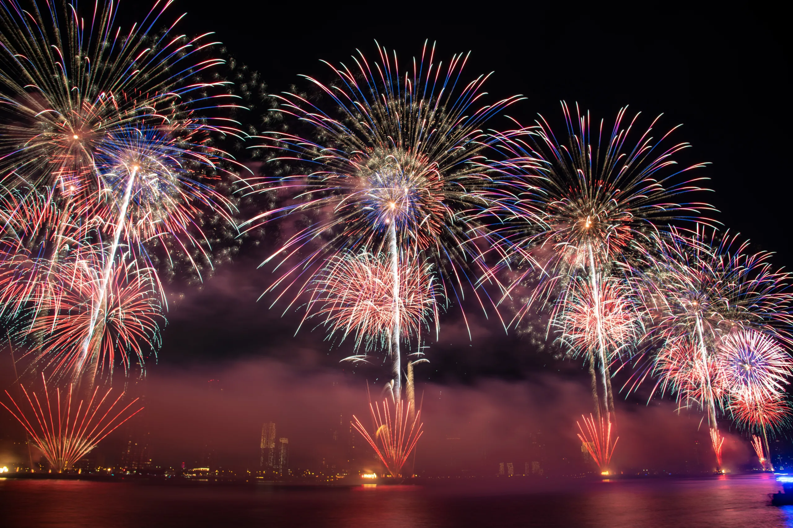Fuegos artificiales este 4 de julio: ¿Son legales en tu estado?