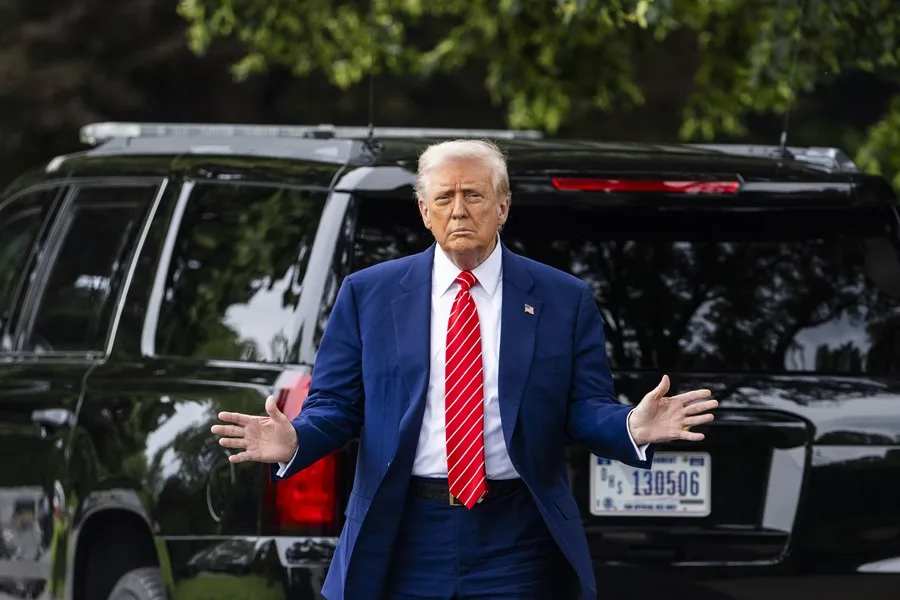 Hackers iraníes amenazan con filtrar correos de asesores de Trump