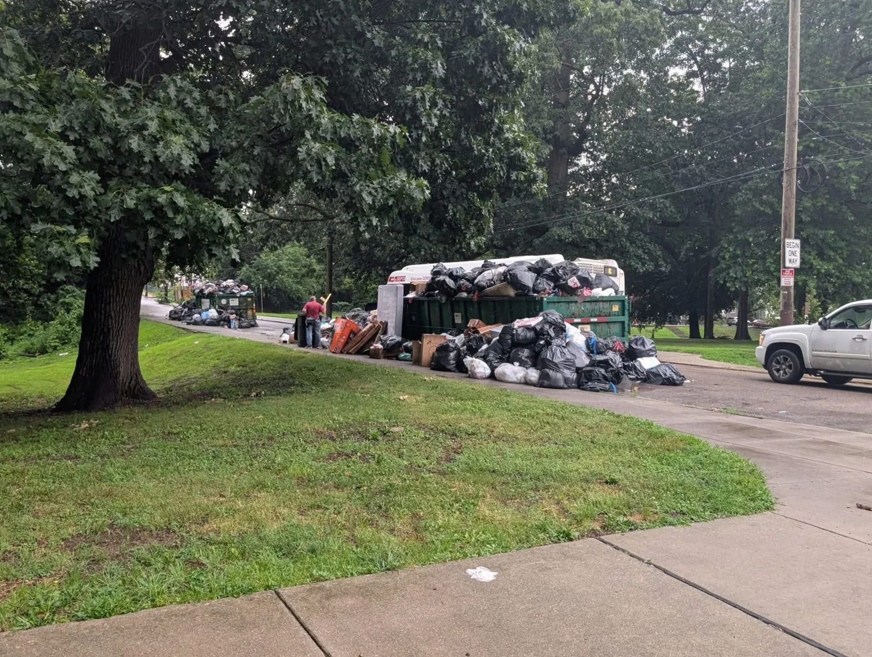 ¿Por qué Filadelfia se llena de basura? Esto sabemos de la huelga municipal