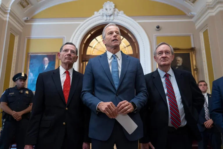 Perderás tu seguro médico por el plan de Trump