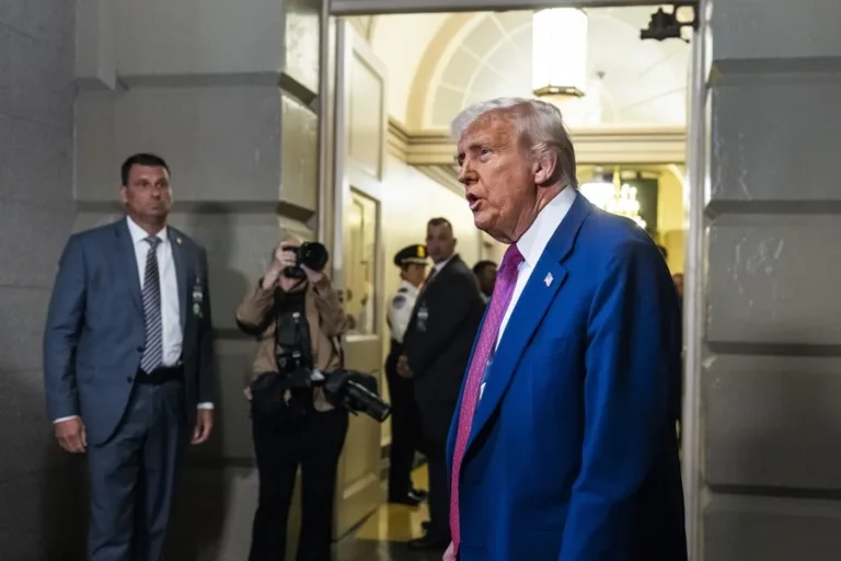 Senado aprueba recortes por $9.000 millones