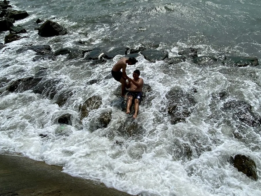 ¿Sigue la alerta de tsunami en EE.UU.?