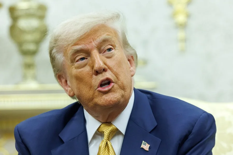 Trump rompe con seguidores que lo critican por el caso Epstein
