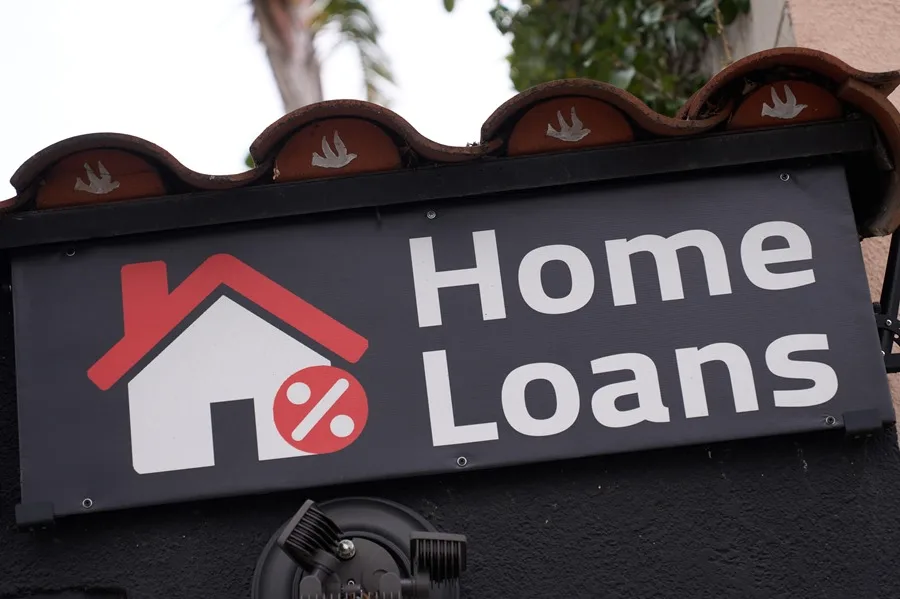 ¿Por qué Trump culpa a la Reserva Federal de la crisis inmobiliaria?