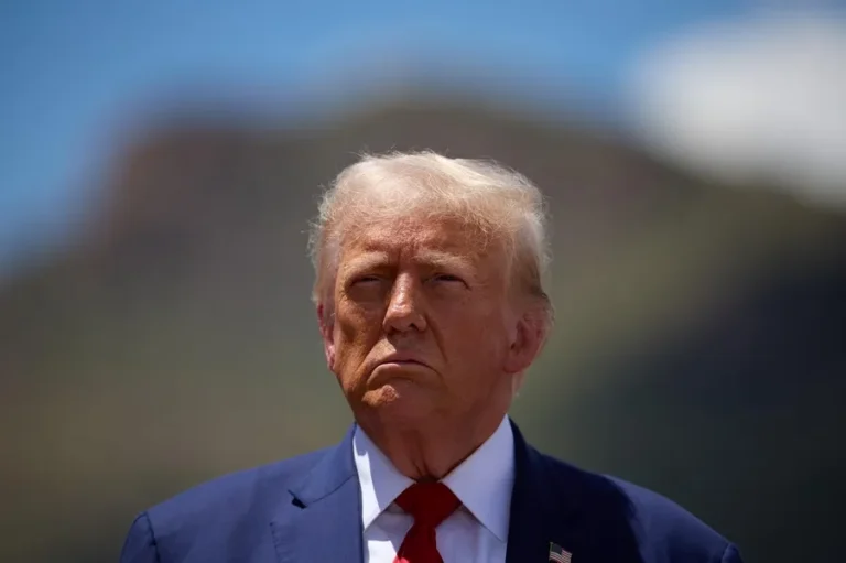 Trump quiere subir aranceles