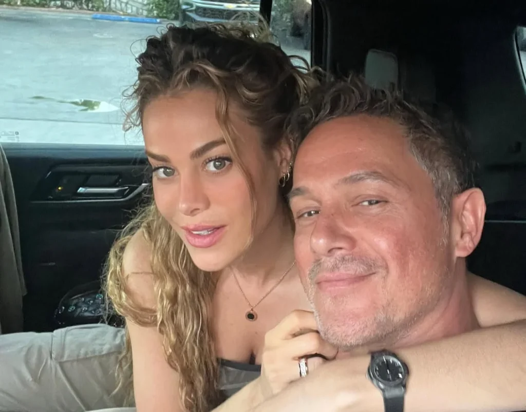 Alejandro Sanz y Candela Márquez reaparecen juntos tras controversias
