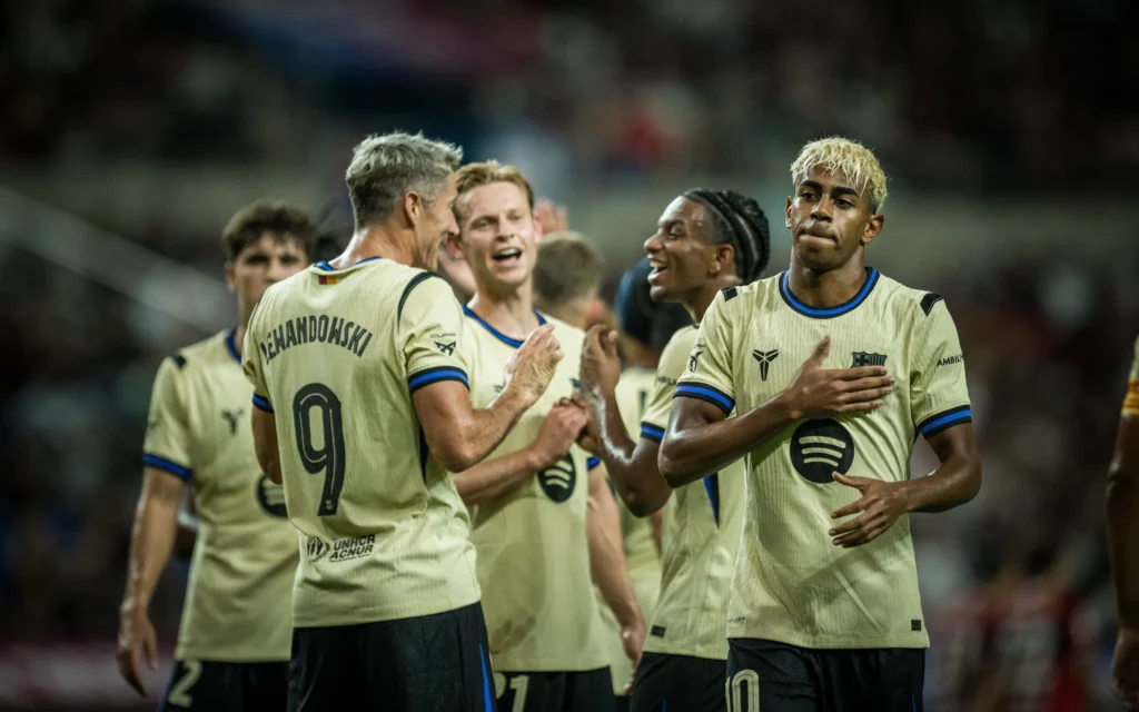 Barcelona arrasa con el FC Seoul en su primer día en Corea del Sur