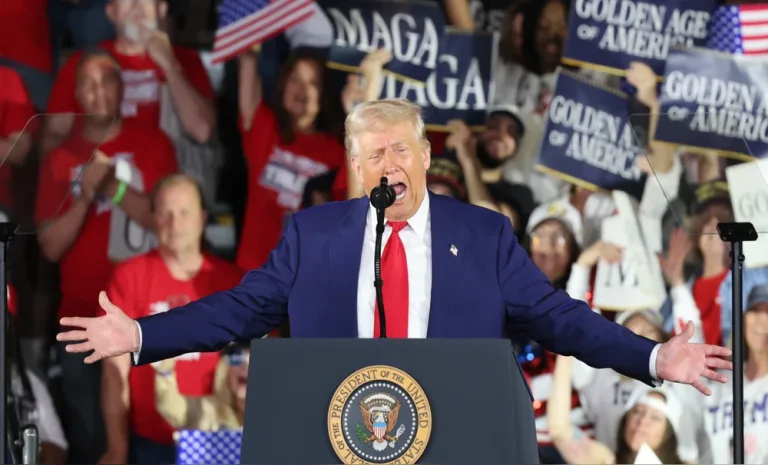 Así celebra Trump su medio año de regreso en el poder