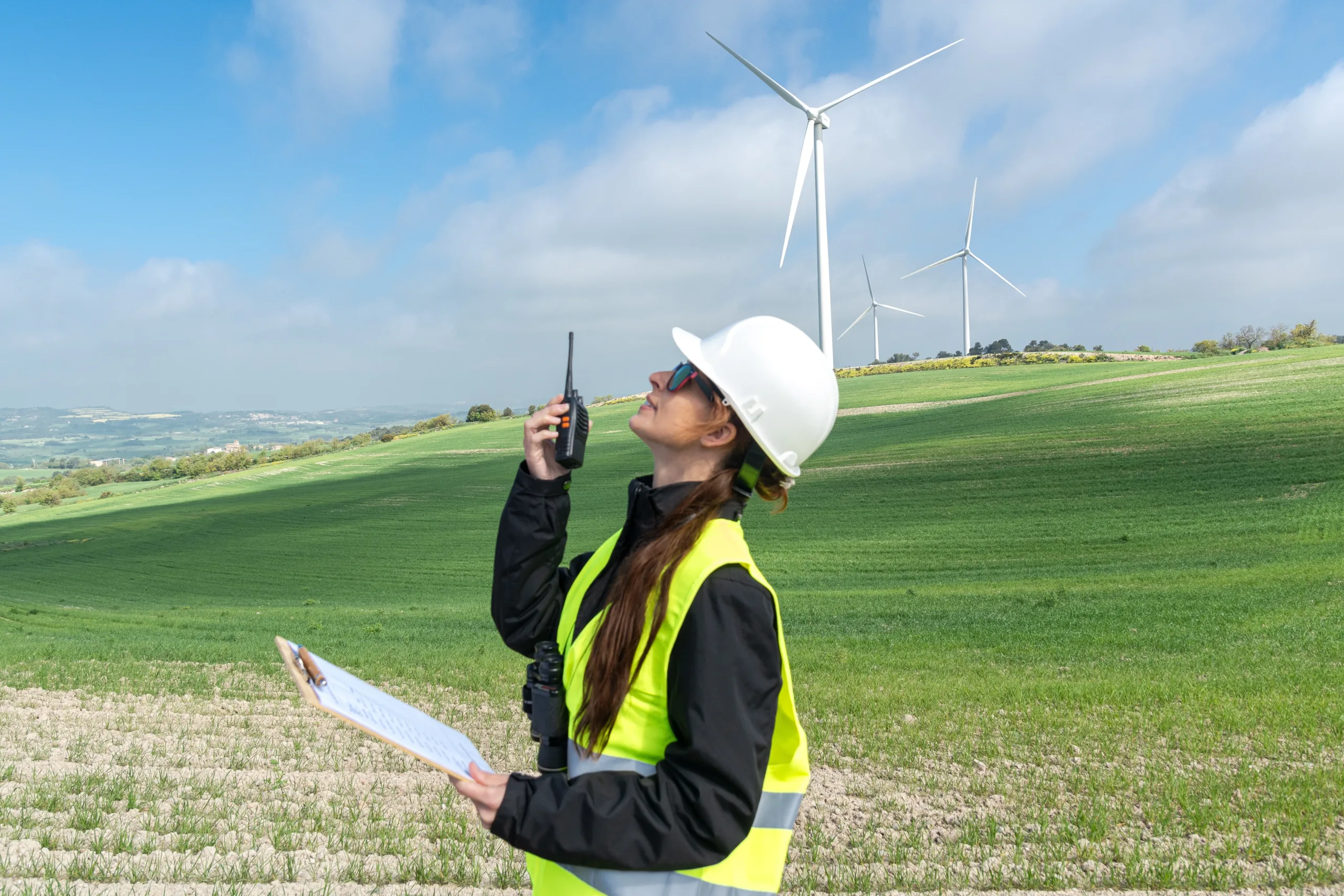 ¿Cómo afecta el 'One Big Beautiful Bill Act' a los empleos de energía limpia?