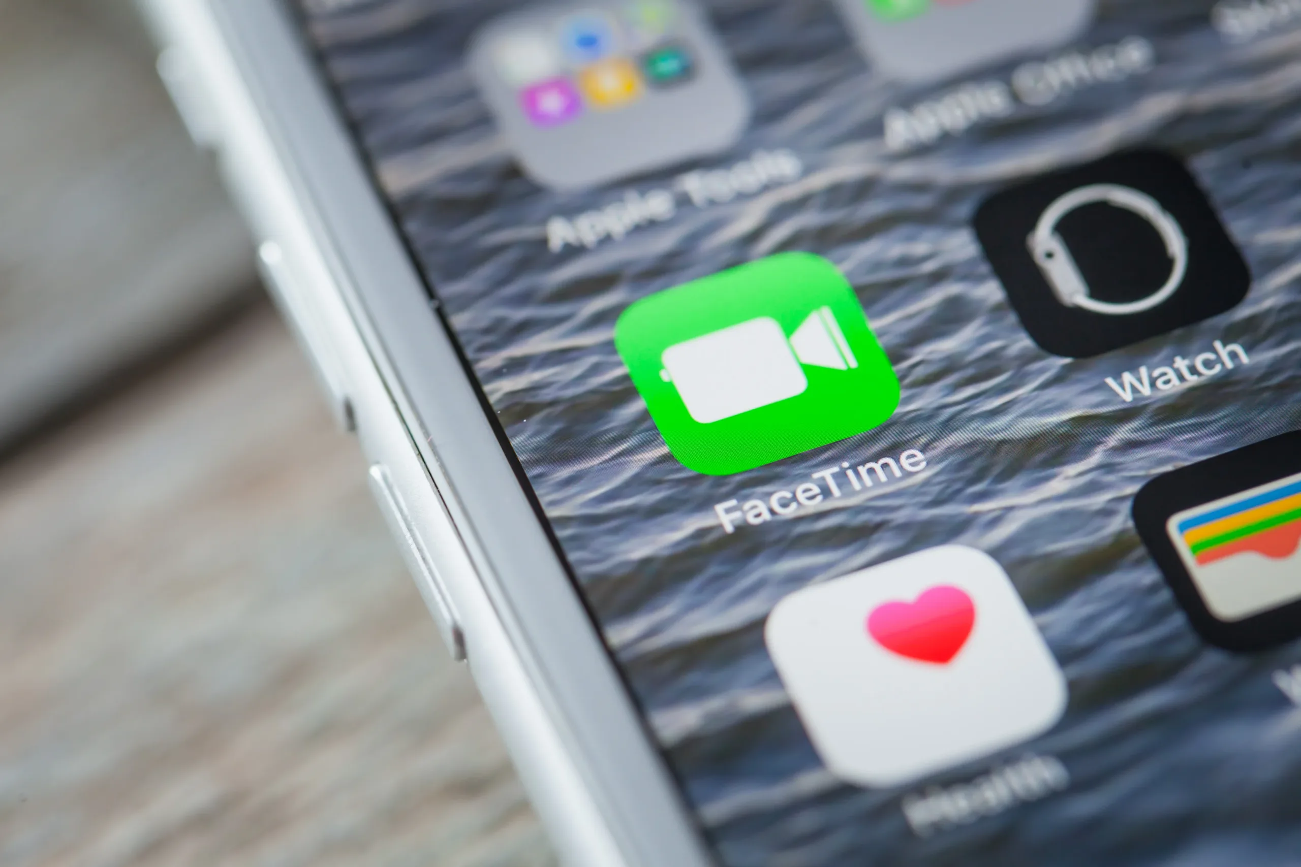 iOS 26 podrá interrumpir videollamadas de FaceTime: Esta es la razón