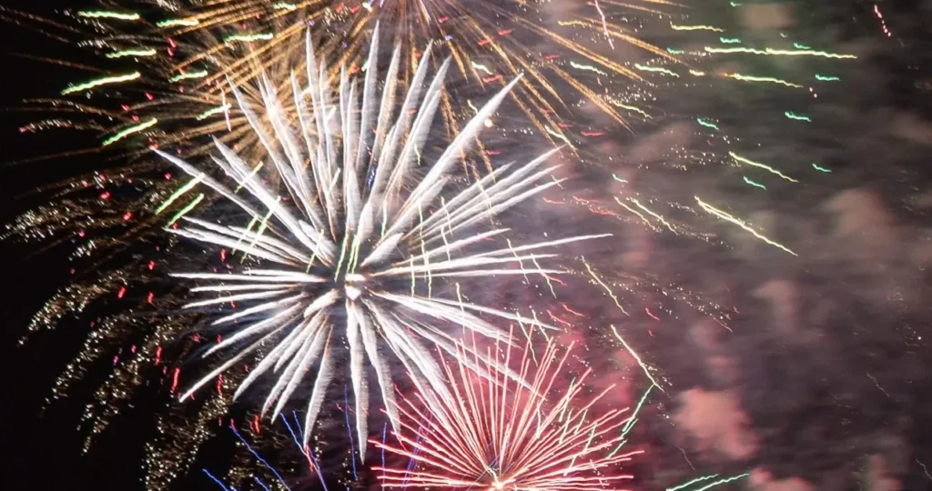 Fuegos artificiales este 4 de julio: ¿Son legales en tu estado?