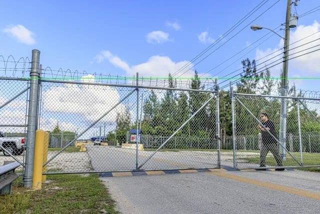 migrante muere bajo custodia de ICE