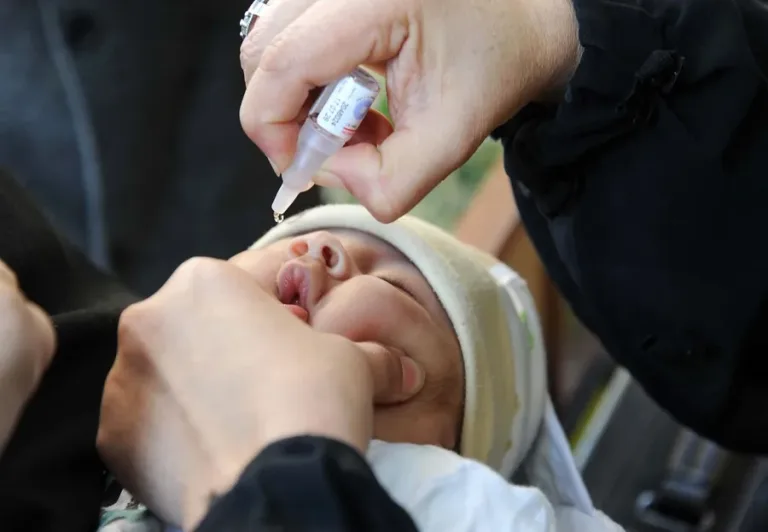 ¿Por qué preocupa el acceso a vacunas infantiles en EE.UU.?