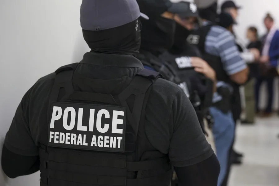 Arresto de niña por ICE en Nueva York