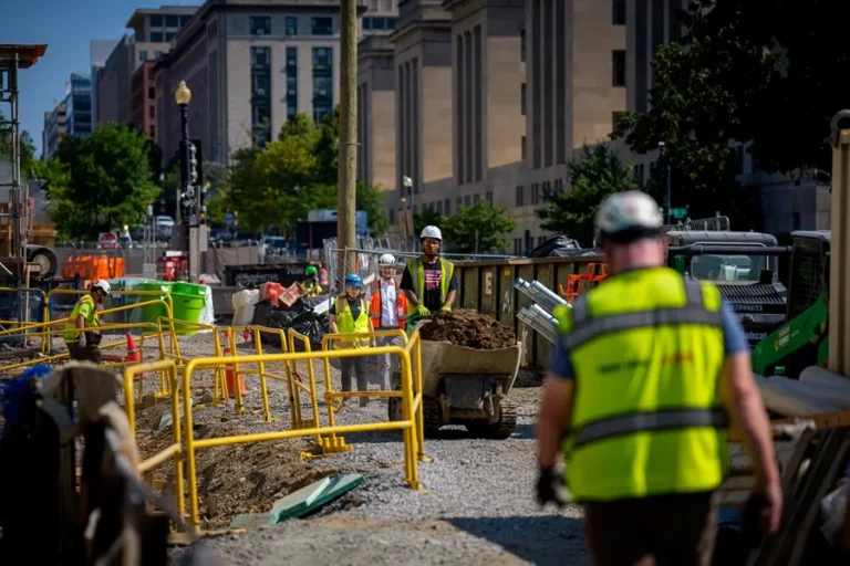 EE.UU. pierde 1,2 millones de trabajadores migrantes
