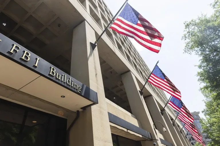 FBI entrega a México