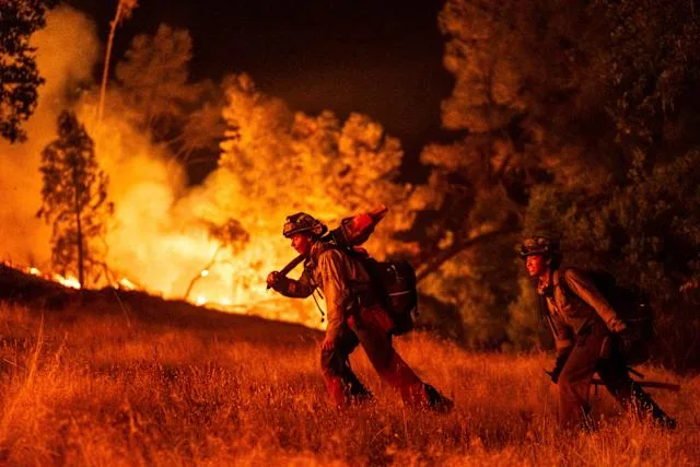 Incendios forestales en Oregon y California