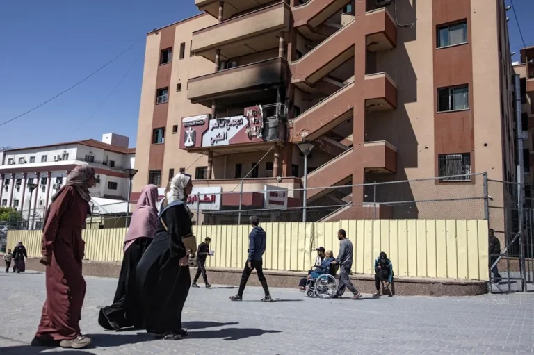 Israel ataca un hospital en Gaza