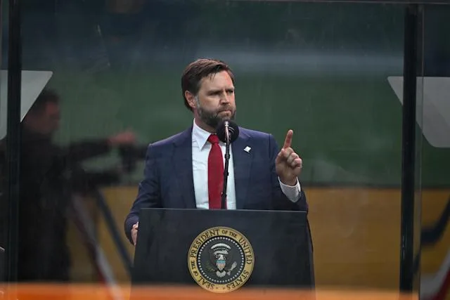 JD Vance en Inglaterra