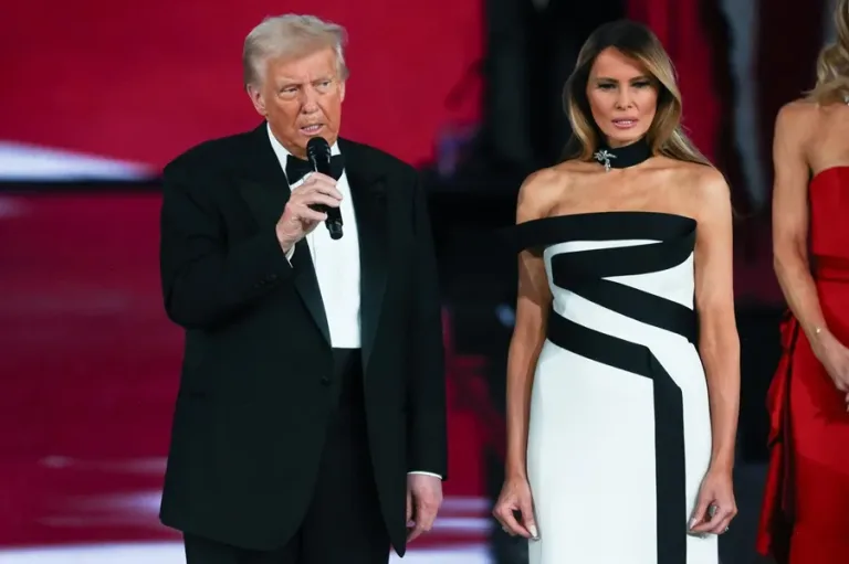 Melania Trump para llevar inteligencia artificial a las aulas