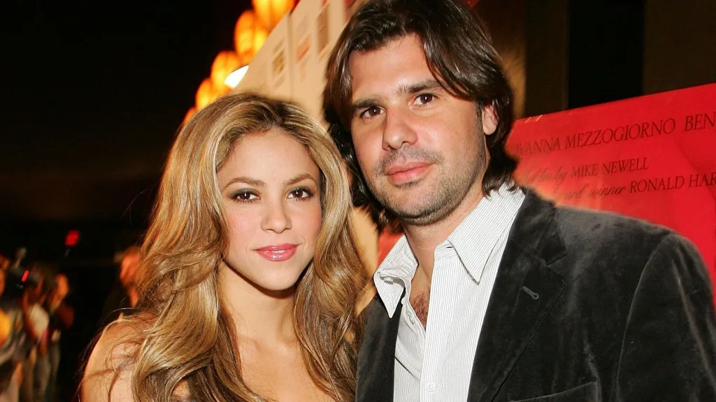 Shakira volvió con su expareja Antonio de la Rúa