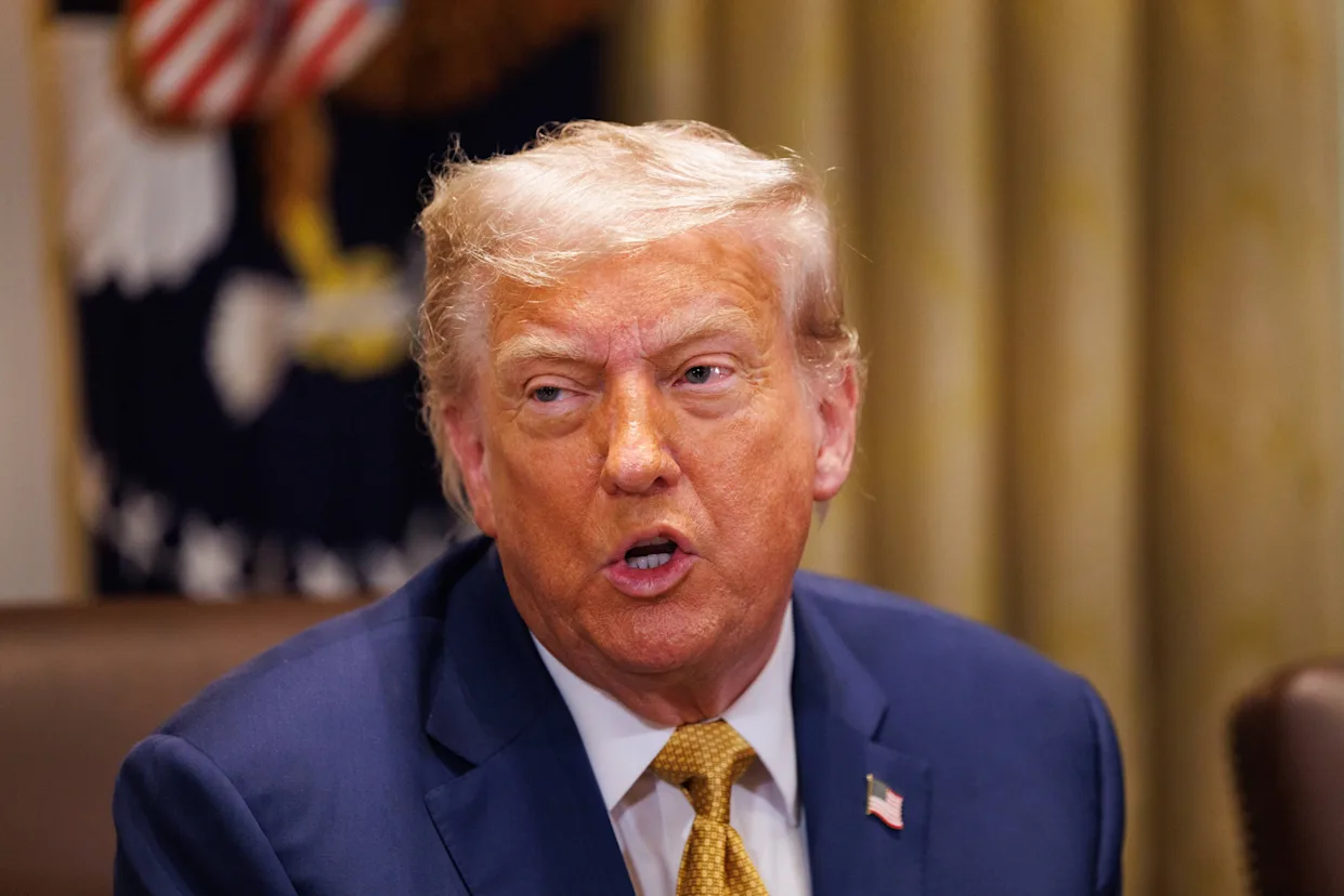 Trump se burla de rumores sobre su supuesta muerte