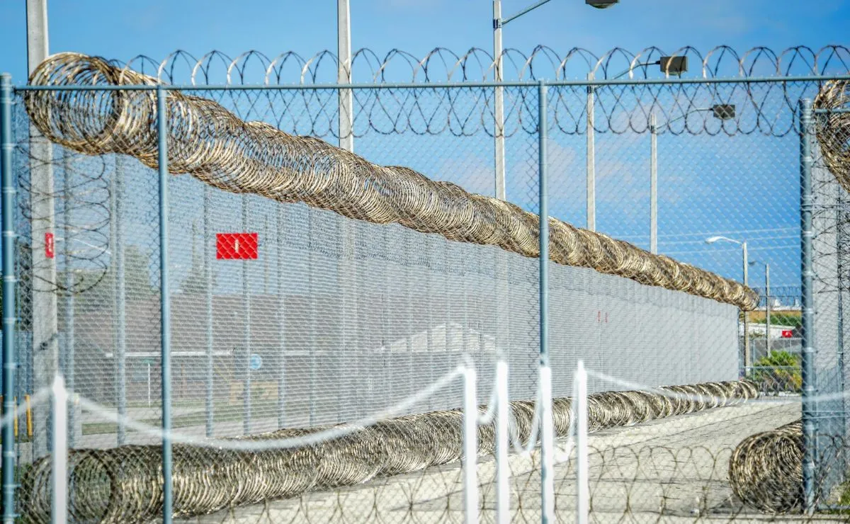 Trump usa cárceles locales para detener migrantes