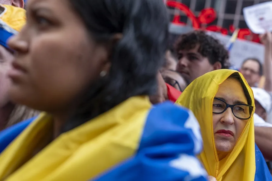 Venezolana sin asilo