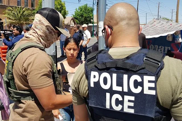 agentes de ICE ir a las escuelas de tus hijos