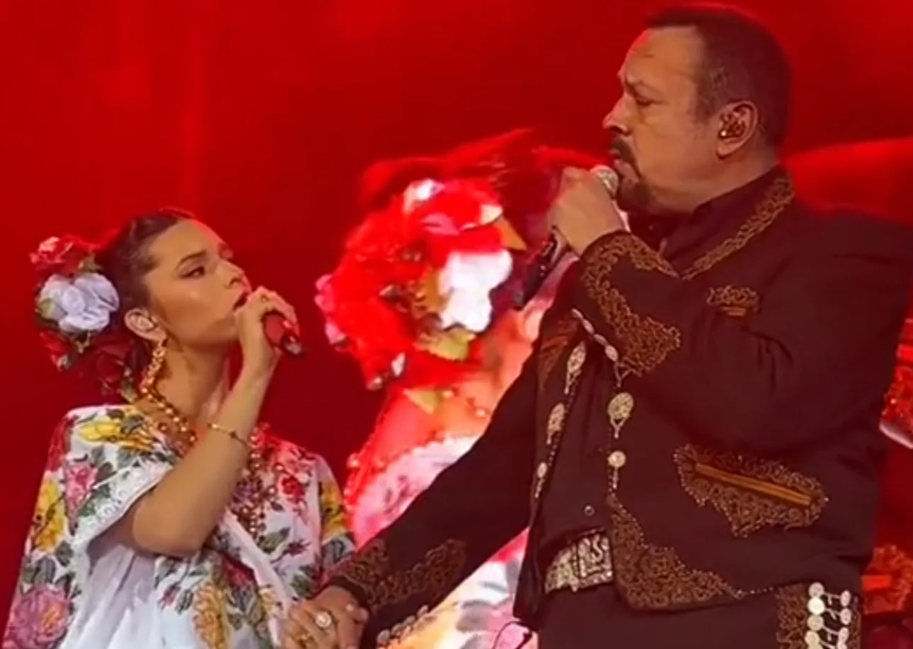 Ángela Aguilar habla sobre la nacionalidad México-estadounidense de su padre