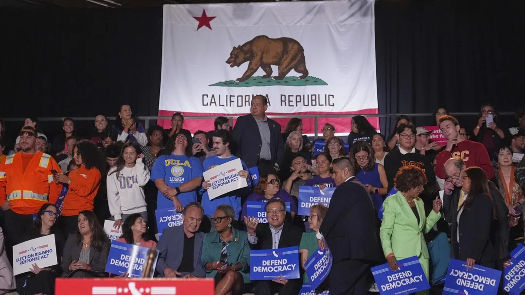 California quiere frenar a Texas: Busca la redistribución electoral