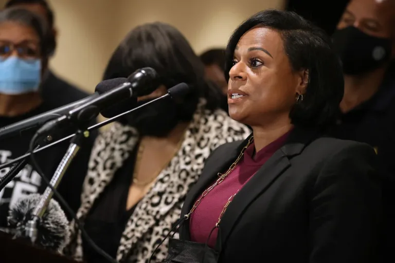 Demócrata de Texas pasó la noche en la Cámara estatal: esta es la razón