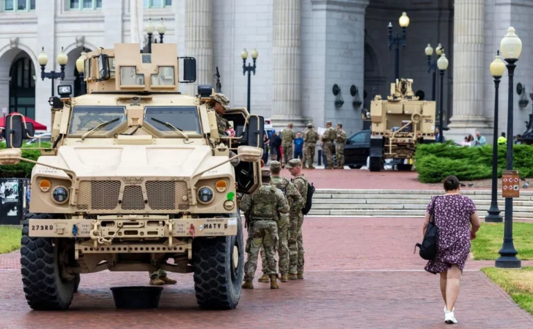 Trump dice que patrullará en Washington: esto anunció