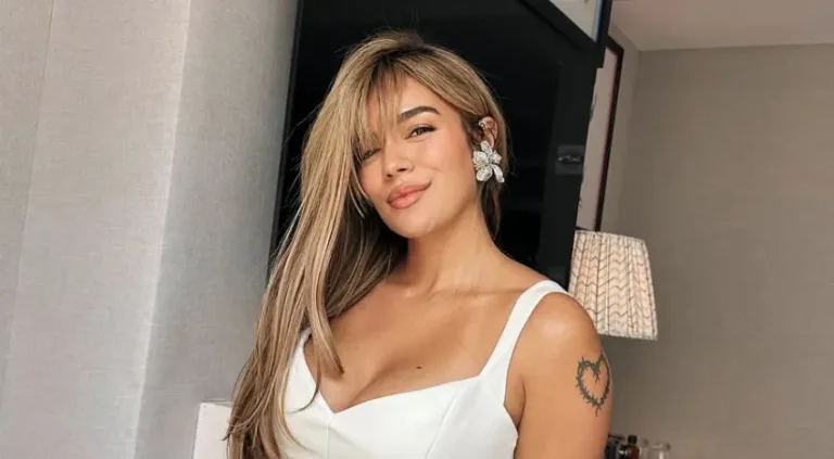 Karol G hace historia con concierto gratuito en el Vaticano