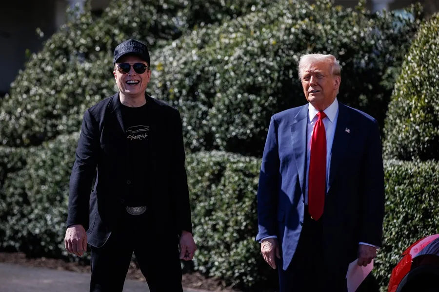 multimillonarios pagan menos impuestos en EE.UU.