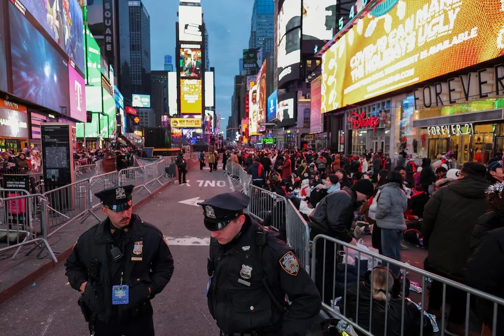 Tres heridos y caos en Times Square tras tiroteo: los detalles