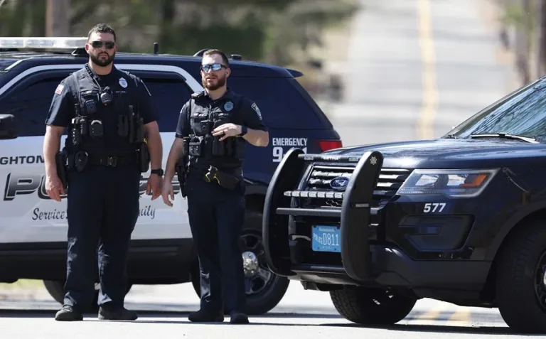 Patrulla vecinal contra ICE: Así resisten los migrantes en Massachusetts