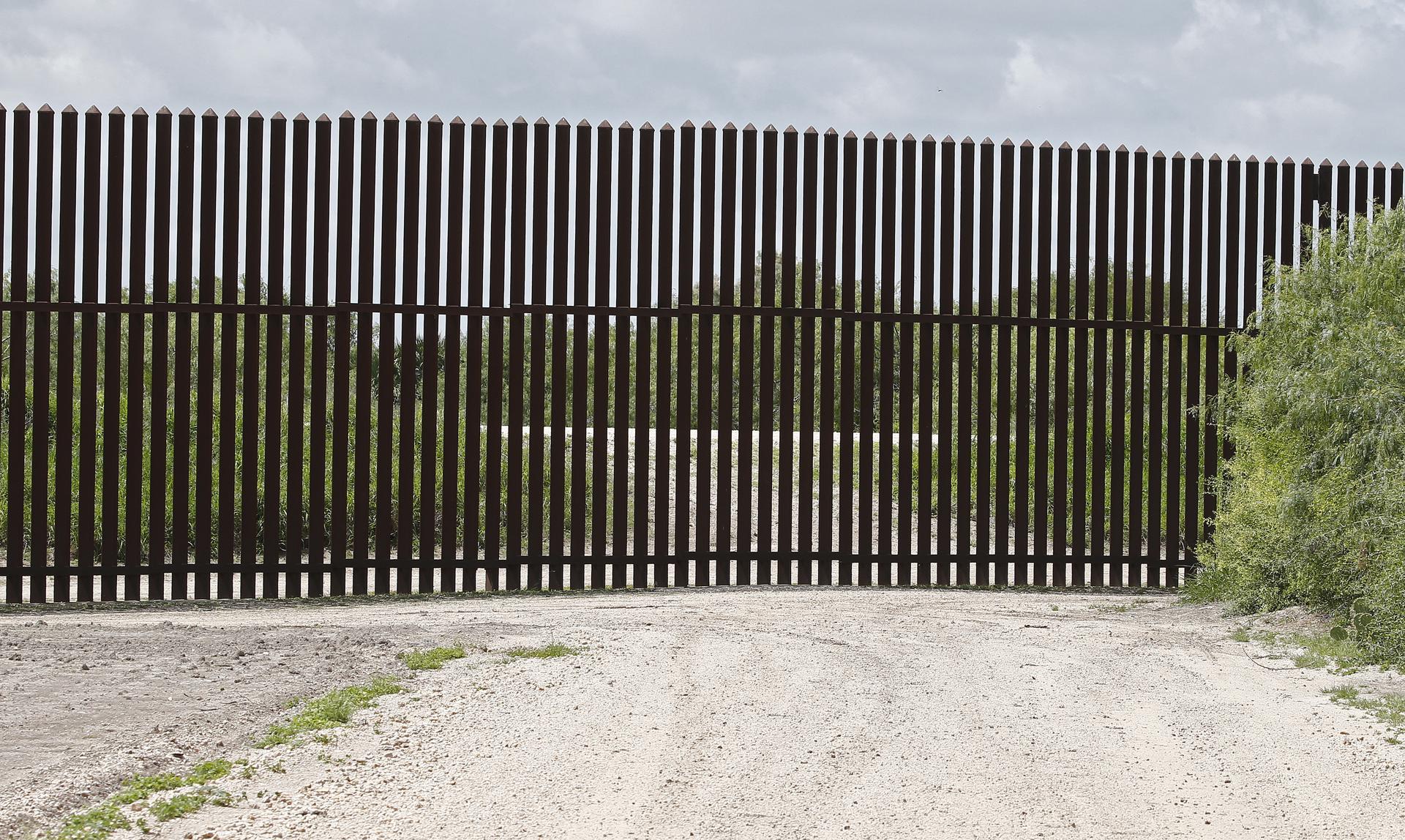 tres migrantes mueren en Texas