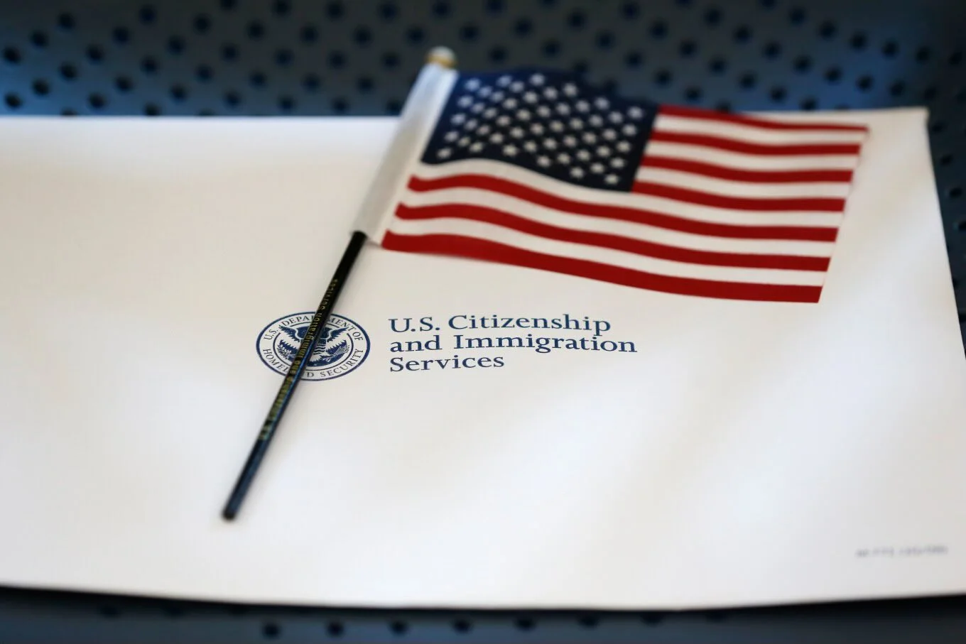 USCIS cambia reglas para la Green Card familiar: ¿te afecta?
