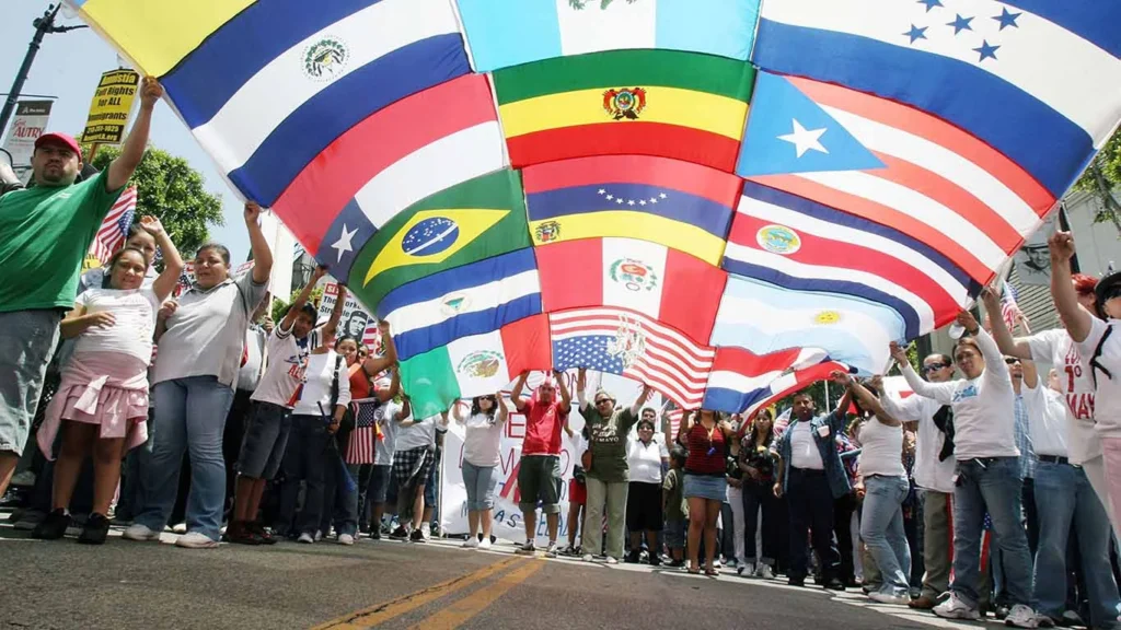 'Hispanics Make America Great': campaña pide visas de trabajo para inmigrantes