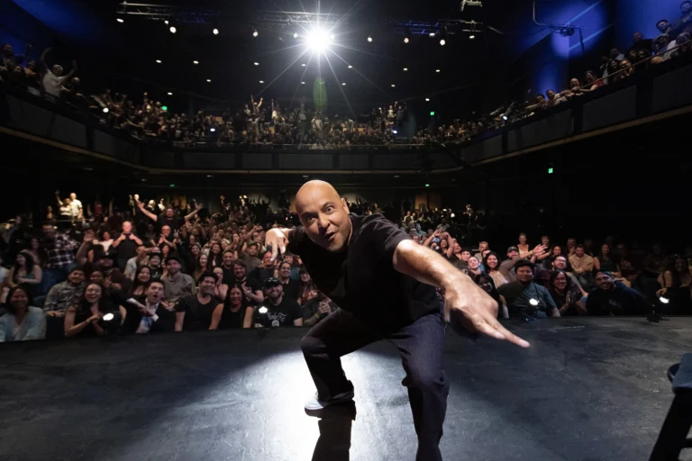 Hulu anuncia el estreno del especial de comedia de Frankie Quiñones