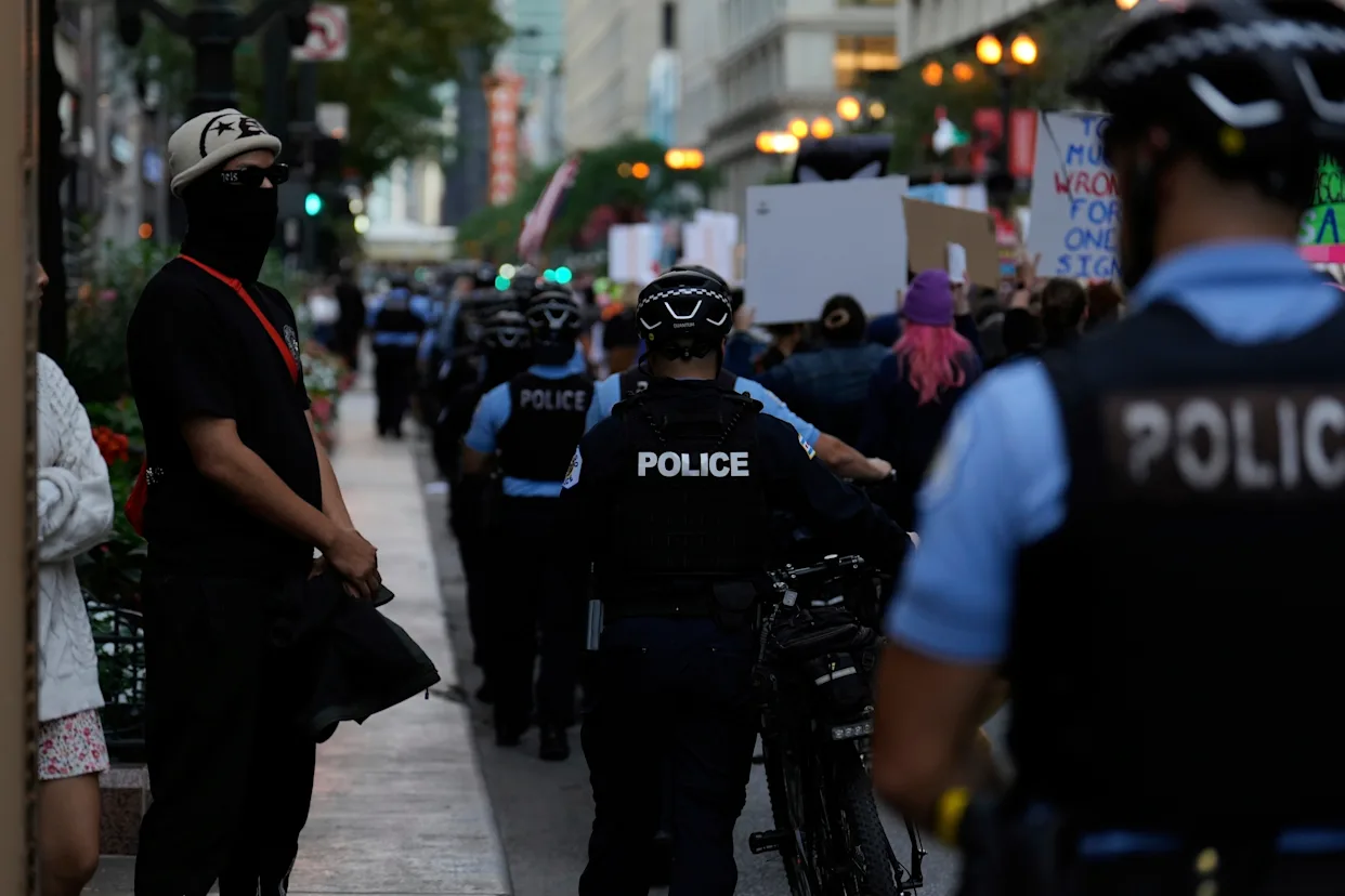 ICE usa torres falsas para espiar teléfonos