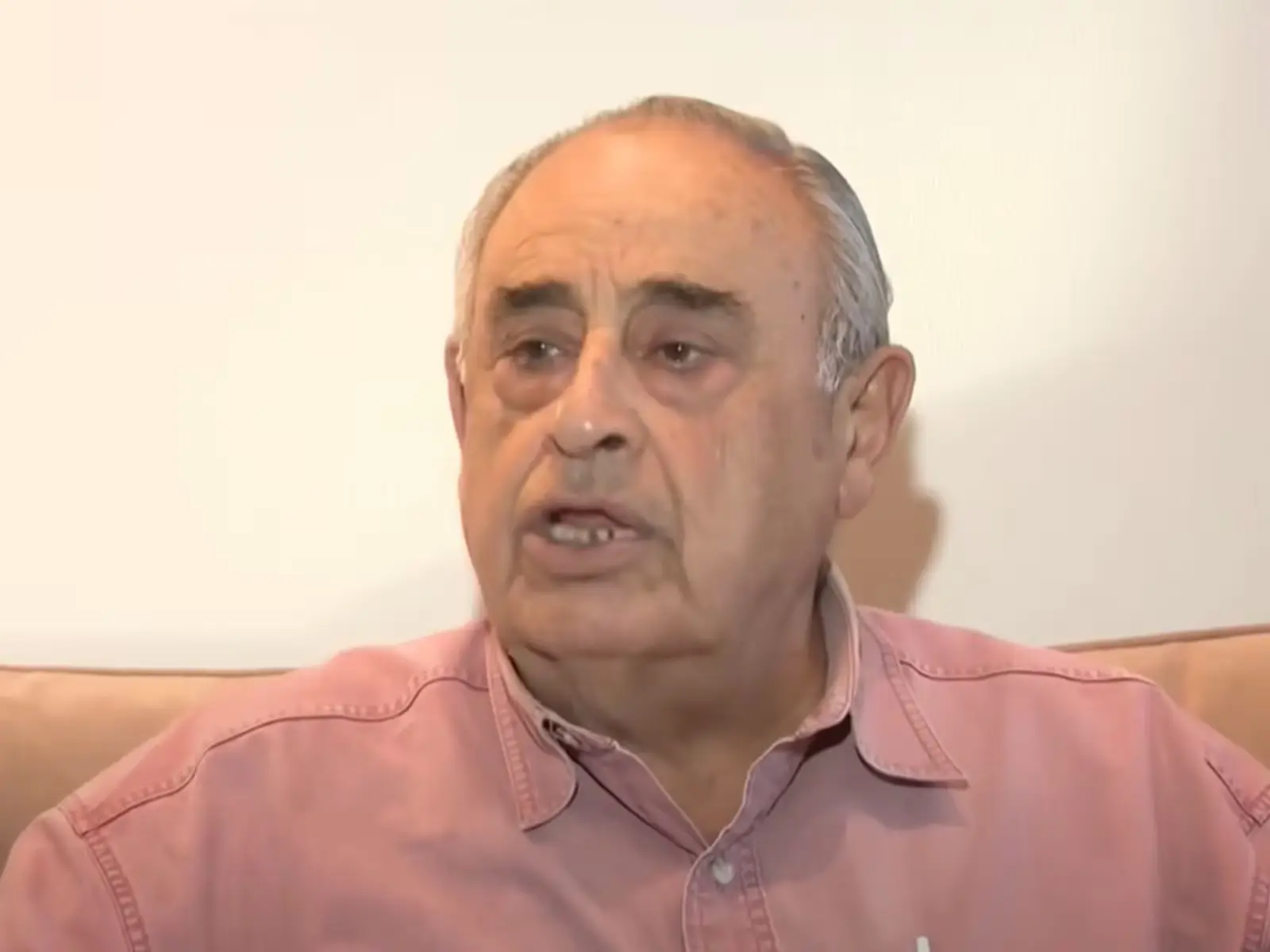 Propietario de un autolavado de autos en Van Nuys