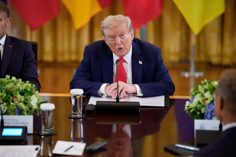 Trump propone reabrir manicomios