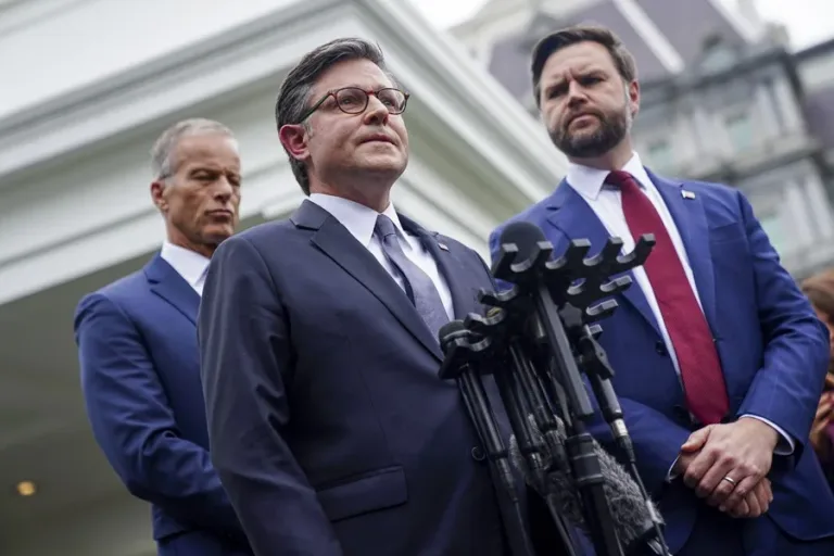 Trump y demócratas no logran consenso