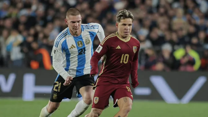 Argentina vence a Venezuela en el último partido de Messi