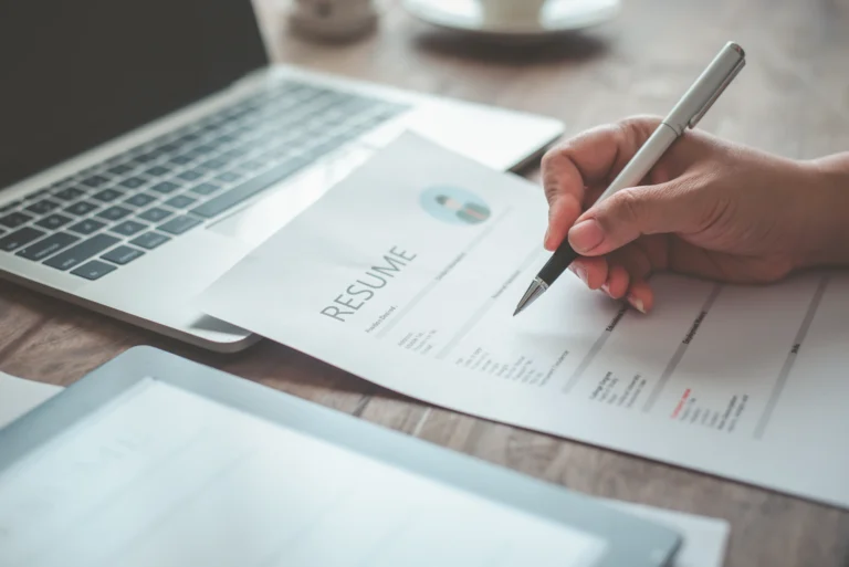 Miami abre sus puertas: lista de ferias laborales para hispanos este mes