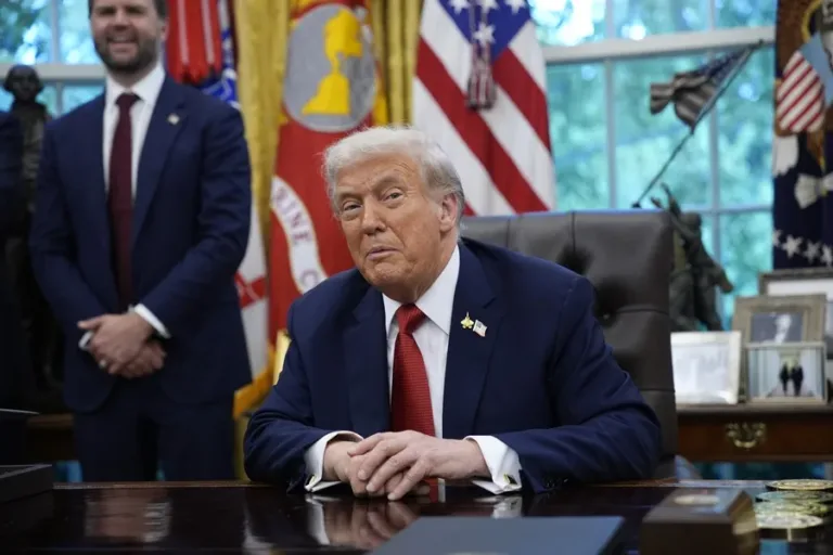 grupo que Trump creó para perseguir