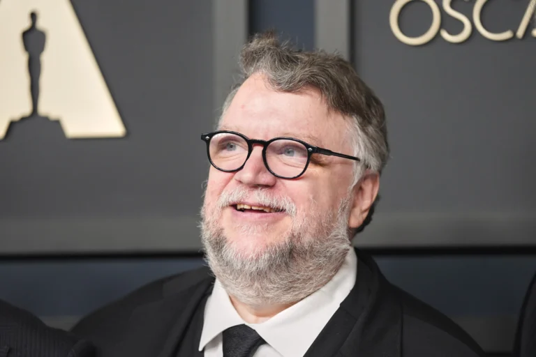 Entre aplausos: Guillermo del Toro conquista Venecia con su Frankenstein